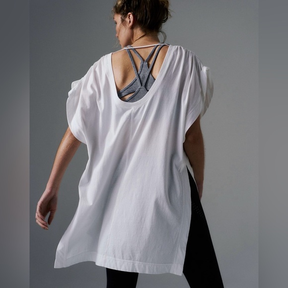 NWOT Arabesque Tee - Picture 6 of 9